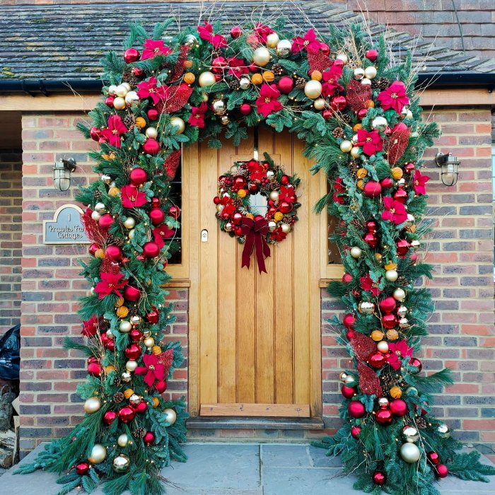 Christmas front door decoration