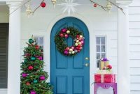 Christmas front door decoration