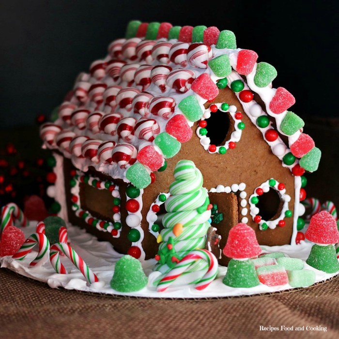 Gingerbread house christmas decoration